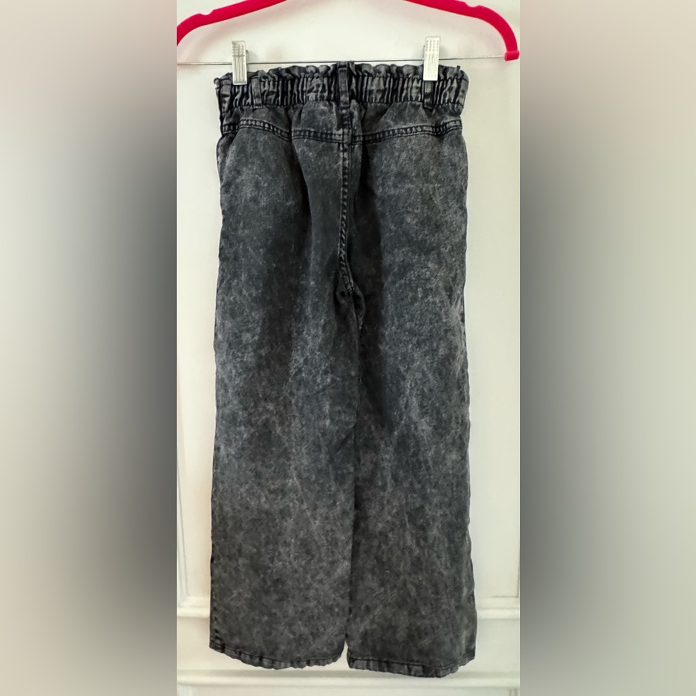 H&M girls wide leg washed black jeans with elastic waist - Picture 4 of 5
